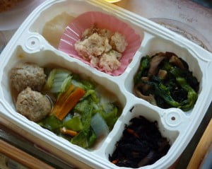 楽天で大絶賛の冷凍弁当を買ってみた。