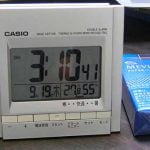 アマゾンでベストセラー１位の置時計、CASIOのウェーブセプター DQD-700J-8JFを買ってみた。