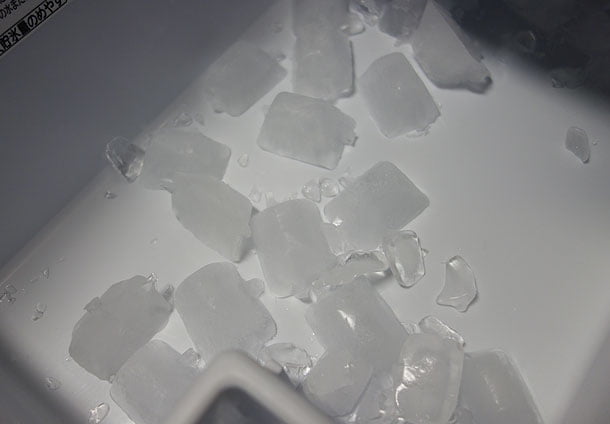 AECスッキリウォーターでつくった氷