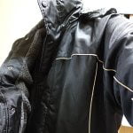 自宅の防寒対策にスポーツブランドのベンチコートがおすすめ リモートワークの光熱費削減