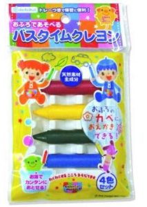 お風呂で落書きできるクレヨン「バスタイムクレヨン」