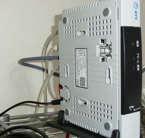 フレッツ光のCTUが故障したので修理してもらった。対応の早さに驚いた。