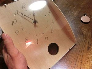 輸入雑貨の電波時計の合わせ方