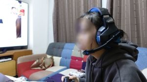 3000円以下のゲーミングヘッドセット PS4対応 基本性能ばっちり WINTORY V3BLUE_RB レビュー