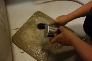 吸水力と速乾力が復活する！珪藻土マットのお手入れ（メンテナンス）方法