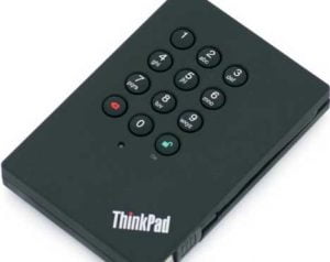 これはカッコいい！レノボの暗証テンキー付のセキュア・ハードドライブ