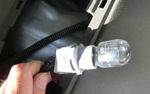 モビリオのテールランプを自分で交換してみた