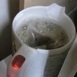 電気ケトルを使って、煮出しの麦茶を短時間でつくる裏技