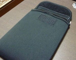 100円ショップのダイソーで買える、７インチタブレットに最適なソフトケース（Nexus7やHUAWEI P8 maxに最適）