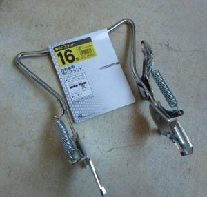 自転車の両立スタンドを自力で取り付けてみた。