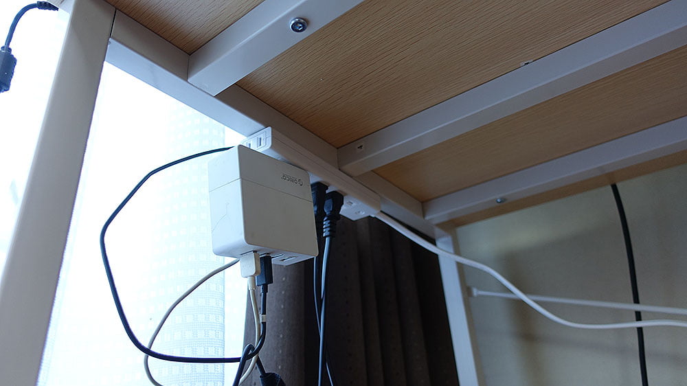 サンワサプライのテーブルタップ