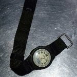 ナイロンバンドの腕時計の臭いを消す方法