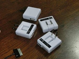 大阪日本橋のじゃんぱらで、激安のUSB充電コンセントを買ってみた