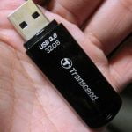 光学ドライブのないPCに、USBからwindows7をインストールする方法