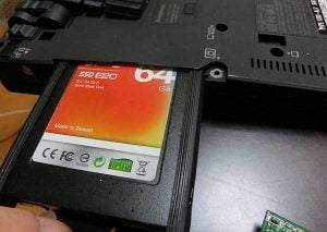 旧IBM(レノボ)のX60SにSSDを載せてみた